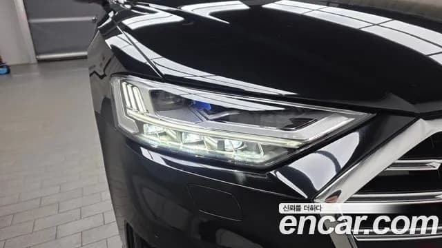 2021 Audi A8 (D5) 55 TFSI Quattro LWB Sold VIN WAUZZZF87MN033520 – interior seats 2021 Audi A8 (D5) 55 TFSI Quattro LWB Sold VIN WAUZZZF87MN033520 – interior seats
