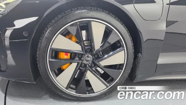 2022 Audi e-tron GT GT quattro Premium Sold VIN WAUZZZFW9N7004153 – exterior detail 2022 Audi e-tron GT GT quattro Premium Sold VIN WAUZZZFW9N7004153 – exterior detail