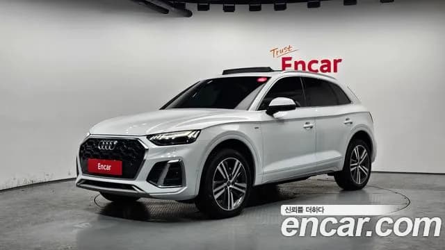 2021 Audi Q5 (FY) 40 TDI Quattro Premium Sold VIN WAUZZZFY2M2091035 – trunk area 2021 Audi Q5 (FY) 40 TDI Quattro Premium Sold VIN WAUZZZFY2M2091035 – trunk area