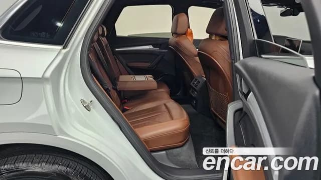 2020 Audi Q5 (FY) 45 TFSI Quattro Premium Sold VIN WAUZZZFY4L2063638 – rear exterior 2020 Audi Q5 (FY) 45 TFSI Quattro Premium Sold VIN WAUZZZFY4L2063638 – rear exterior