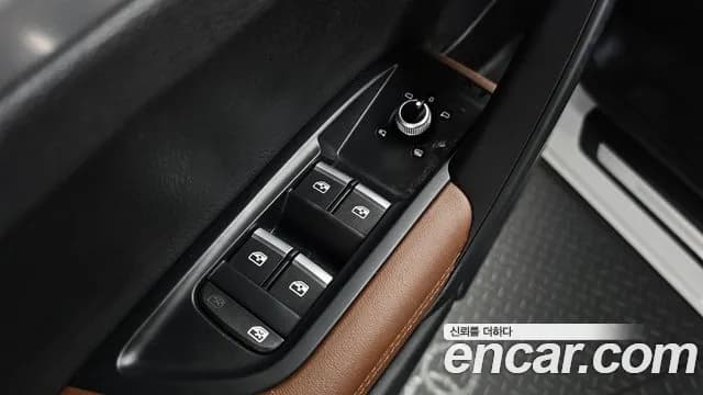 2020 Audi Q5 (FY) 40 TDI Quattro Premium Sold VIN WAUZZZFY7L2071569 – side profile 2020 Audi Q5 (FY) 40 TDI Quattro Premium Sold VIN WAUZZZFY7L2071569 – side profile
