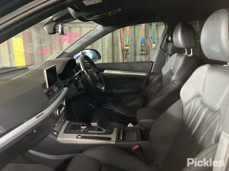 2018 Audi Q5 Used VIN WAUZZZFY9H2026950 – interior seats 2018 Audi Q5 Used VIN WAUZZZFY9H2026950 – interior seats