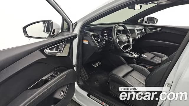 2022 Audi Q4 e-tron (F4) 40 Premium Sportback Sold VIN WAUZZZFZ0NP041246 – rear exterior 2022 Audi Q4 e-tron (F4) 40 Premium Sportback Sold VIN WAUZZZFZ0NP041246 – rear exterior
