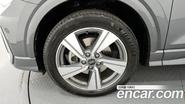 2023 Audi Q2 35 TDI Premium Sold VIN WAUZZZGA1PA056899 – photo 19 2023 Audi Q2 35 TDI Premium Sold VIN WAUZZZGA1PA056899 – photo 19