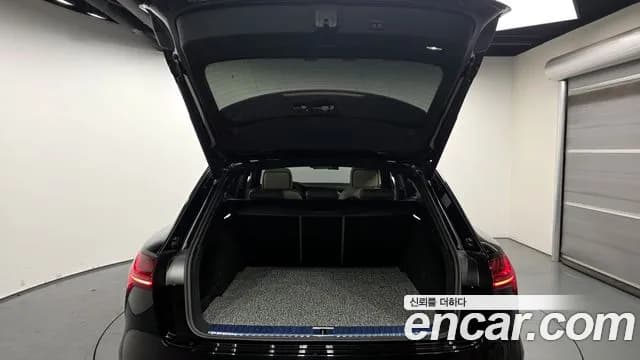 2022 Audi e-tron 55 Quattro Sold VIN WAUZZZGE0NB006456 – side profile 2022 Audi e-tron 55 Quattro Sold VIN WAUZZZGE0NB006456 – side profile