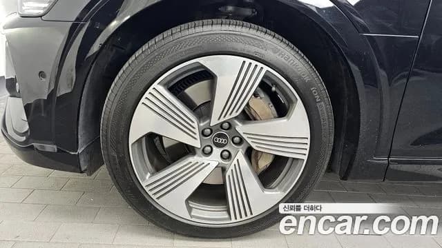 2023 Audi e-tron 55 Quattro Sportback Sold VIN WAUZZZGE2PB006168 – photo 14 2023 Audi e-tron 55 Quattro Sportback Sold VIN WAUZZZGE2PB006168 – photo 14