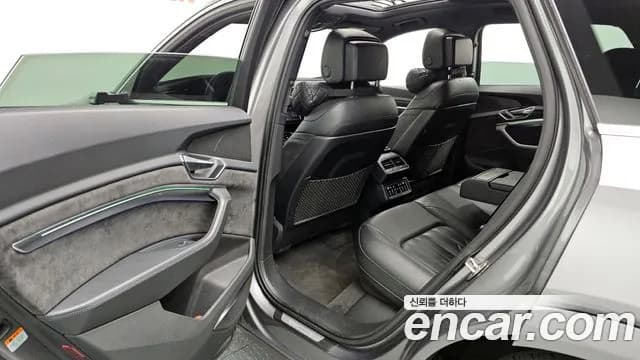 2020 Audi e-tron 55 Quattro Sold VIN WAUZZZGE3LB030876 – dashboard 2020 Audi e-tron 55 Quattro Sold VIN WAUZZZGE3LB030876 – dashboard