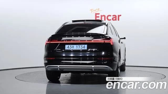 2022 Audi e-tron 55 Quattro Sportback Sold VIN WAUZZZGE8NB002168 – exterior detail 2022 Audi e-tron 55 Quattro Sportback Sold VIN WAUZZZGE8NB002168 – exterior detail