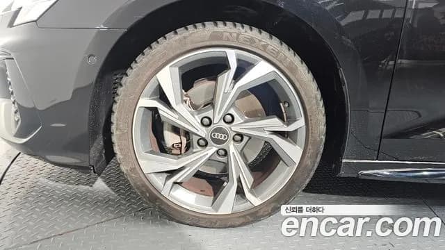 2023 Audi A3 (8Y) 40 TFSI Premium Sold VIN WAUZZZGY9PA115615 – side profile 2023 Audi A3 (8Y) 40 TFSI Premium Sold VIN WAUZZZGY9PA115615 – side profile