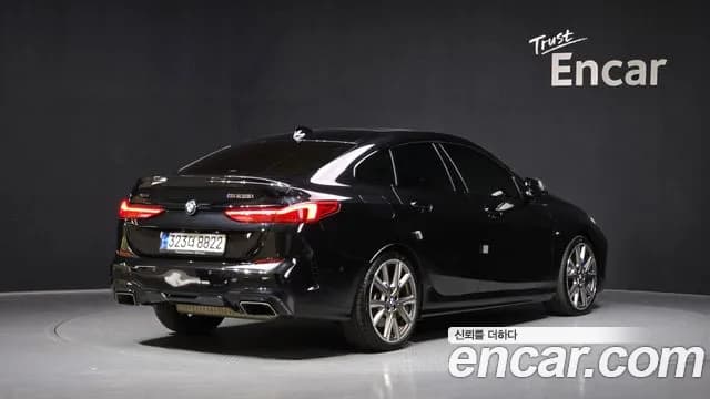 2021 BMW 2 Series Gran Coupe (F44) M235i xDrive Sold VIN WBA11AL01M7H51589 – interior seats 2021 BMW 2 Series Gran Coupe (F44) M235i xDrive Sold VIN WBA11AL01M7H51589 – interior seats
