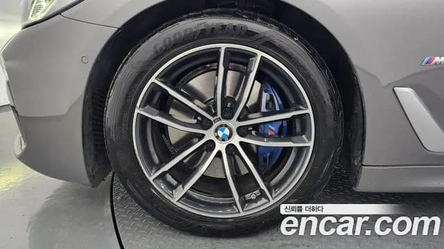 2021 BMW 5Series (G30) 520i M Sport Sold VIN WBA11BH00MCG29439 – photo 12 2021 BMW 5Series (G30) 520i M Sport Sold VIN WBA11BH00MCG29439 – photo 12