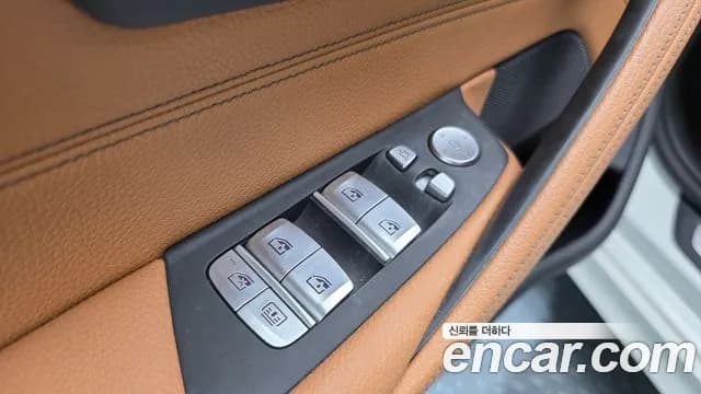 2023 BMW 5 Series (G30) 520i M Sport Sold VIN WBA11BH00PCN11568 – exterior detail 2023 BMW 5 Series (G30) 520i M Sport Sold VIN WBA11BH00PCN11568 – exterior detail