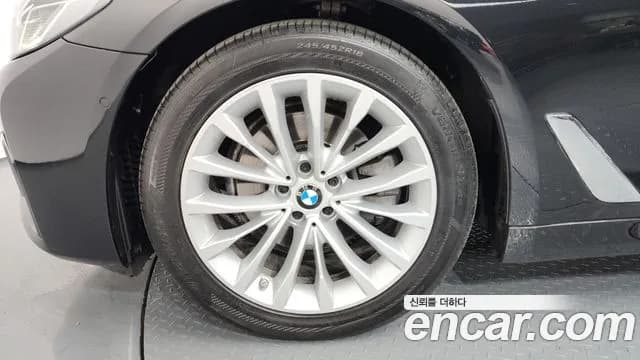 2022 BMW 5Series (G30) 520i Luxury Sold VIN WBA11BH01NWX61641 – dashboard 2022 BMW 5Series (G30) 520i Luxury Sold VIN WBA11BH01NWX61641 – dashboard