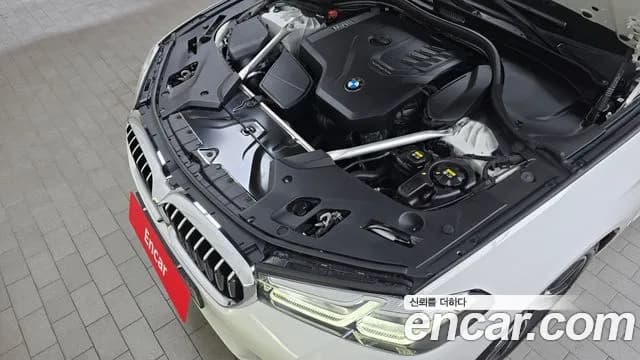2022 BMW 5Series (G30) 520i M Sport Sold VIN WBA11BH02NWX61616 – rear exterior 2022 BMW 5Series (G30) 520i M Sport Sold VIN WBA11BH02NWX61616 – rear exterior
