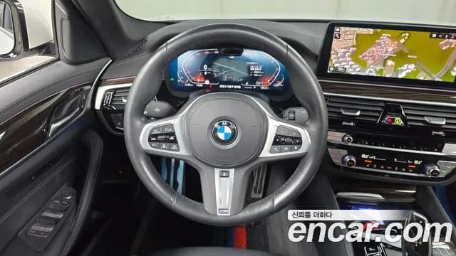 2022 BMW 5Series (G30) 520i M Sport Sold VIN WBA11BH02NWX61616 – exterior detail 2022 BMW 5Series (G30) 520i M Sport Sold VIN WBA11BH02NWX61616 – exterior detail