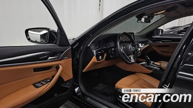 2023 BMW 5Series (G30) 520i Luxury Sold VIN WBA11BH02PWX89760 – rear exterior 2023 BMW 5Series (G30) 520i Luxury Sold VIN WBA11BH02PWX89760 – rear exterior