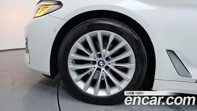 2021 BMW 5 Series (G30) 520i Luxury Sold VIN WBA11BH03MCF92158 – photo 17 2021 BMW 5 Series (G30) 520i Luxury Sold VIN WBA11BH03MCF92158 – photo 17