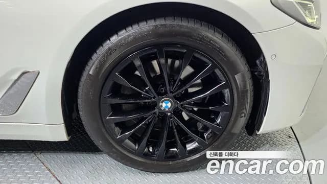 2023 BMW 5 Series (G30) 520i Luxury Sold VIN WBA11BH03PCL14779 – photo 29 2023 BMW 5 Series (G30) 520i Luxury Sold VIN WBA11BH03PCL14779 – photo 29