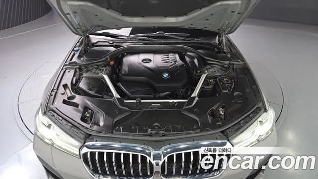 2021 BMW 5Series (G30) 520i M Sport Sold VIN WBA11BH04M2111122 – photo 14 2021 BMW 5Series (G30) 520i M Sport Sold VIN WBA11BH04M2111122 – photo 14
