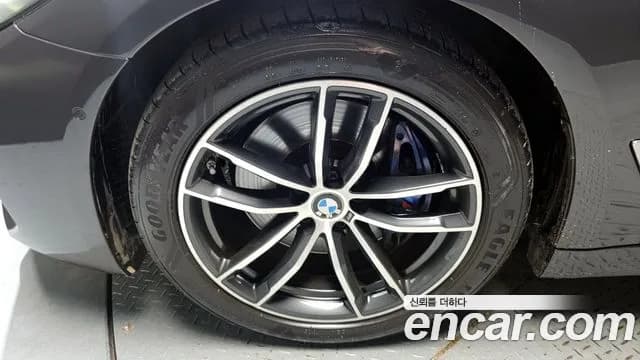 2021 BMW 5Series (G30) 520i M Sport Sold VIN WBA11BH04MWX23996 – photo 28 2021 BMW 5Series (G30) 520i M Sport Sold VIN WBA11BH04MWX23996 – photo 28