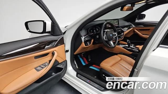 2022 BMW 5Series (G30) 520i M Sport Sold VIN WBA11BH04NCK16244 – side profile 2022 BMW 5Series (G30) 520i M Sport Sold VIN WBA11BH04NCK16244 – side profile