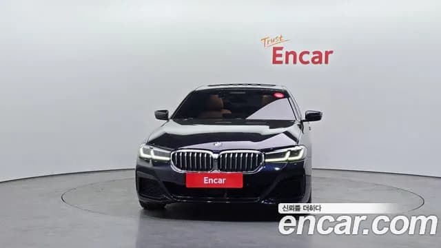 2021 BMW 5 Series (G30) 520i M Sport Sold VIN WBA11BH06MWX27855 – rear exterior 2021 BMW 5 Series (G30) 520i M Sport Sold VIN WBA11BH06MWX27855 – rear exterior
