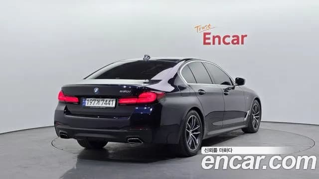 2021 BMW 5 Series (G30) 520i M Sport Sold VIN WBA11BH06MWX27855 – photo 13 2021 BMW 5 Series (G30) 520i M Sport Sold VIN WBA11BH06MWX27855 – photo 13
