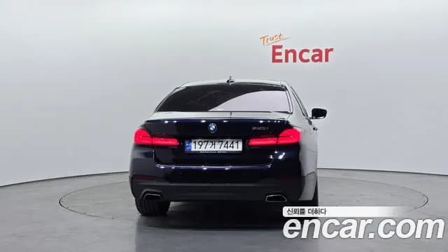 2021 BMW 5 Series (G30) 520i M Sport Sold VIN WBA11BH06MWX27855 – photo 18 2021 BMW 5 Series (G30) 520i M Sport Sold VIN WBA11BH06MWX27855 – photo 18