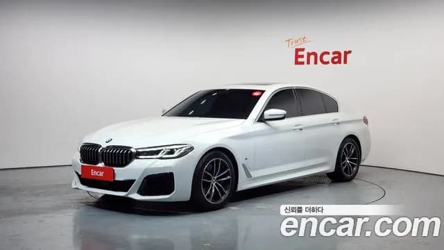 2022 BMW 5Series (G30) 520i M Sport Sold VIN WBA11BH06NWX45712 – side profile 2022 BMW 5Series (G30) 520i M Sport Sold VIN WBA11BH06NWX45712 – side profile