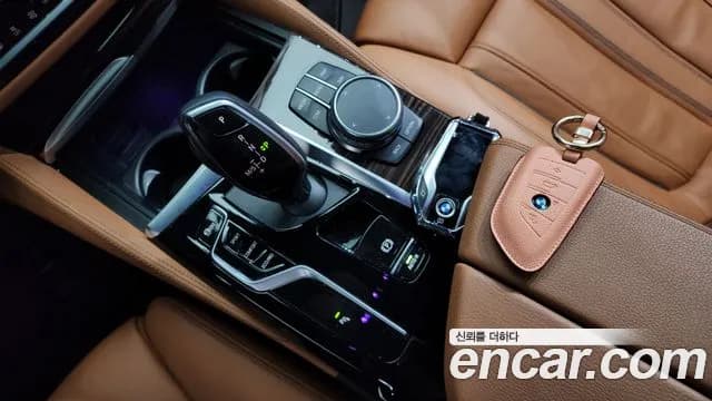 2022 BMW 5Series (G30) 520i M Sport Sold VIN WBA11BH06NWX45712 – interior seats 2022 BMW 5Series (G30) 520i M Sport Sold VIN WBA11BH06NWX45712 – interior seats