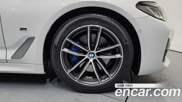 2022 BMW 5Series (G30) 520i M Sport Sold VIN WBA11BH06NWX45712 – photo 19 2022 BMW 5Series (G30) 520i M Sport Sold VIN WBA11BH06NWX45712 – photo 19