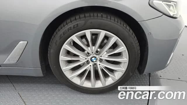 2023 BMW 5 Series (G30) 520i Luxury Sold VIN WBA11BH06PWY05278 – interior seats 2023 BMW 5 Series (G30) 520i Luxury Sold VIN WBA11BH06PWY05278 – interior seats