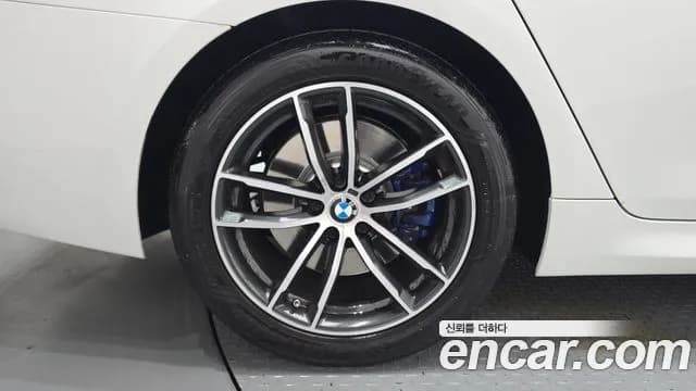 2023 BMW 5Series (G30) 520i M Sport Sold VIN WBA11BH07PWY06679 – rear exterior 2023 BMW 5Series (G30) 520i M Sport Sold VIN WBA11BH07PWY06679 – rear exterior
