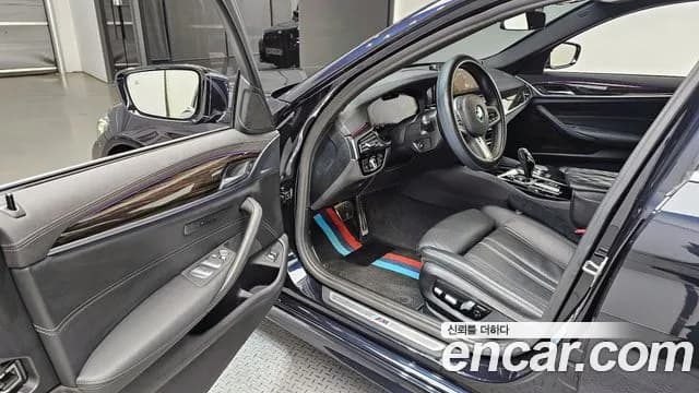2022 BMW 5Series (G30) 520i M Sport Sold VIN WBA11BH08NCJ25431 – rear exterior 2022 BMW 5Series (G30) 520i M Sport Sold VIN WBA11BH08NCJ25431 – rear exterior