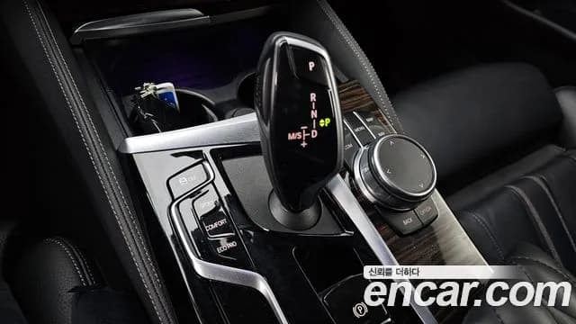 2022 BMW 5Series (G30) 520i M Sport Sold VIN WBA11BH08NCJ25431 – interior seats 2022 BMW 5Series (G30) 520i M Sport Sold VIN WBA11BH08NCJ25431 – interior seats