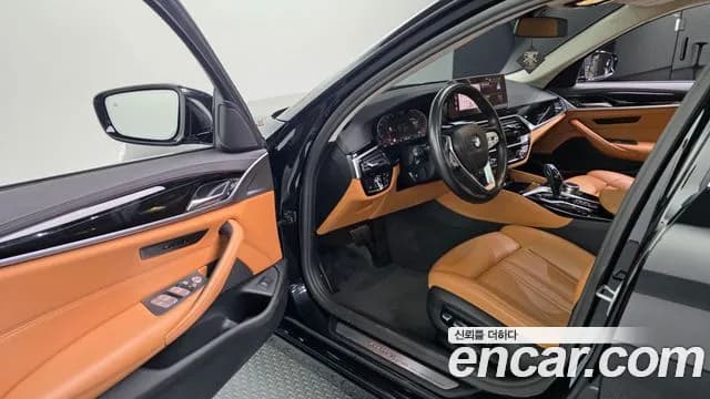 2022 BMW 5Series (G30) 520i Luxury Sold VIN WBA11BH09NWX60981 – interior seats 2022 BMW 5Series (G30) 520i Luxury Sold VIN WBA11BH09NWX60981 – interior seats