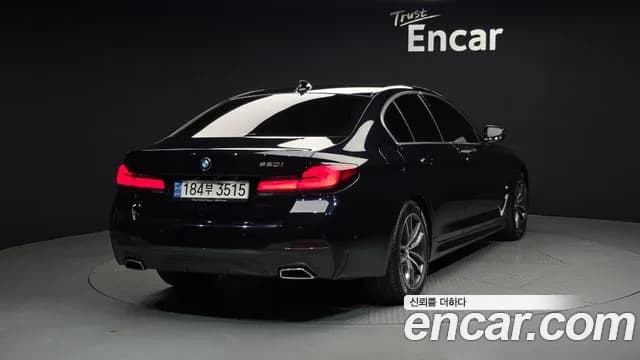 2022 BMW 5 Series (G30) 520i M Sport Sold VIN WBA11BH0XNWX80687 – photo 17 2022 BMW 5 Series (G30) 520i M Sport Sold VIN WBA11BH0XNWX80687 – photo 17