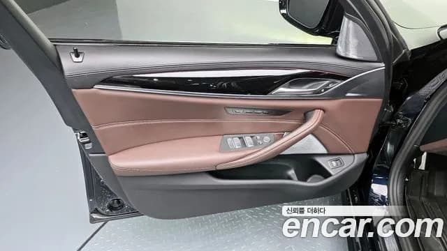2023 BMW 5Series (G30) M550i xDrive Sold VIN WBA11BK08PCM65206 – odometer reading 2023 BMW 5Series (G30) M550i xDrive Sold VIN WBA11BK08PCM65206 – odometer reading