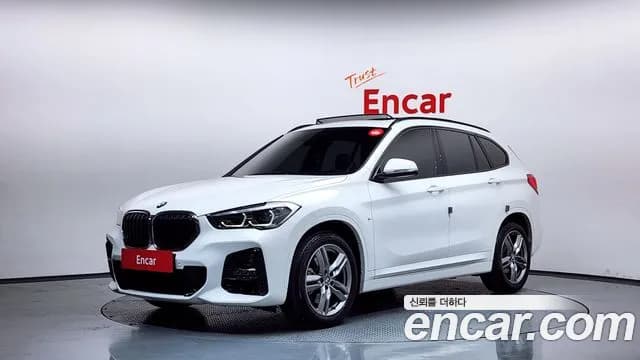 2021 BMW X1 (F48) xDrive 20i M Sport Sold VIN WBA11DG02M5S44642 – interior seats 2021 BMW X1 (F48) xDrive 20i M Sport Sold VIN WBA11DG02M5S44642 – interior seats