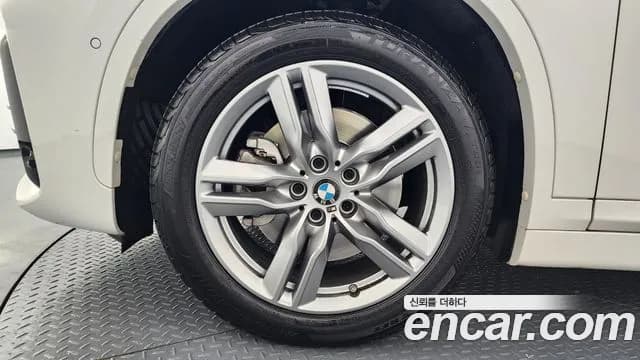 2021 BMW X1 (F48) xDrive 20i M Sport Sold VIN WBA11DG02M5S44642 – trunk area 2021 BMW X1 (F48) xDrive 20i M Sport Sold VIN WBA11DG02M5S44642 – trunk area