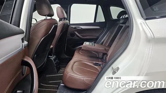 2022 BMW X1 (F48) xDrive 20i M Sport Sold VIN WBA11DG02N5U54949 – interior seats 2022 BMW X1 (F48) xDrive 20i M Sport Sold VIN WBA11DG02N5U54949 – interior seats