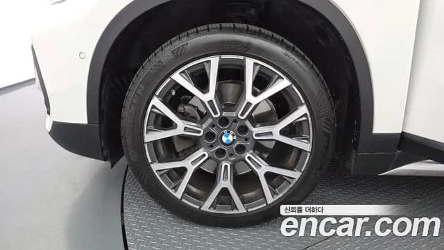 2022 BMW X1 (F48) xDrive 20i xLine Sold VIN WBA11DG04N5V27755 – trunk area 2022 BMW X1 (F48) xDrive 20i xLine Sold VIN WBA11DG04N5V27755 – trunk area