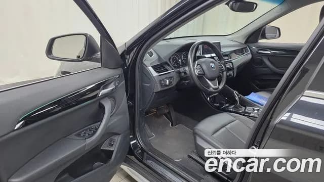 2022 BMW X1 (F48) xDrive 20i xLine Sold VIN WBA11DG06N5V31564 – trunk area 2022 BMW X1 (F48) xDrive 20i xLine Sold VIN WBA11DG06N5V31564 – trunk area