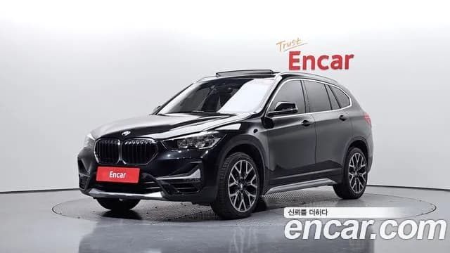 2022 BMW X1 (F48) xDrive 20i xLine Sold VIN WBA11DG06N5V31676 – exterior detail 2022 BMW X1 (F48) xDrive 20i xLine Sold VIN WBA11DG06N5V31676 – exterior detail