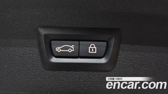 2022 BMW X1 (F48) xDrive 20i xLine Sold VIN WBA11DG09N5T84740 – interior seats 2022 BMW X1 (F48) xDrive 20i xLine Sold VIN WBA11DG09N5T84740 – interior seats