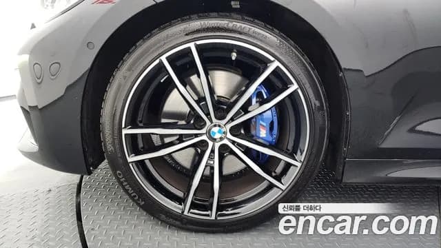 2022 BMW 3 Series (G20) 320i Touring M Sports Sold VIN WBA11ED00NFM20853 – trunk area 2022 BMW 3 Series (G20) 320i Touring M Sports Sold VIN WBA11ED00NFM20853 – trunk area