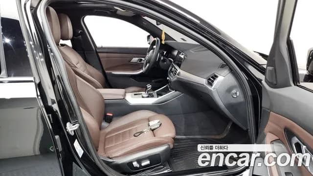 2022 BMW 3 Series (G20) 320i Touring M Sports Sold VIN WBA11ED00NFM20853 – photo 16 2022 BMW 3 Series (G20) 320i Touring M Sports Sold VIN WBA11ED00NFM20853 – photo 16