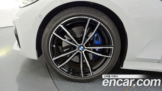 2022 BMW 3 Series (G20) 320i Touring M Sports Sold VIN WBA11ED05NFM55041 – side profile 2022 BMW 3 Series (G20) 320i Touring M Sports Sold VIN WBA11ED05NFM55041 – side profile