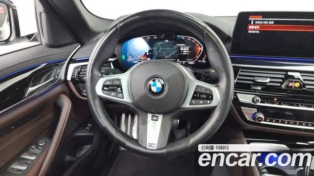2021 BMW 5Series (G30) 523d M Sport Sold VIN WBA11ES02MWX16006 – exterior detail 2021 BMW 5Series (G30) 523d M Sport Sold VIN WBA11ES02MWX16006 – exterior detail