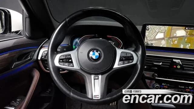 2021 BMW 5 Series (G30) 523d M Sport Sold VIN WBA11ES03MCF35033 – exterior detail 2021 BMW 5 Series (G30) 523d M Sport Sold VIN WBA11ES03MCF35033 – exterior detail